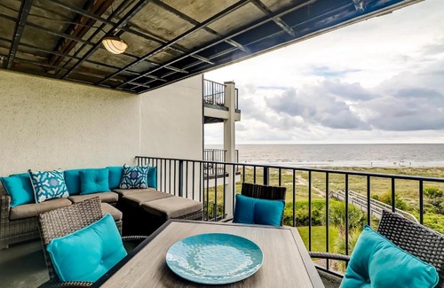 Folly Field Apartment | Sea Cloisters 409