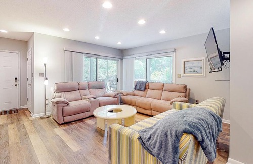 Bethany Beach Apartment | Sea Colony - 51020 Southwinds Ct