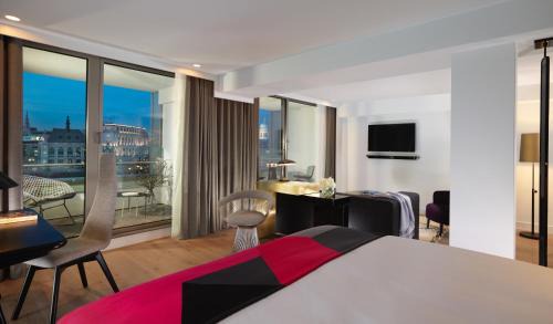 South Bank Hotel | Sea Containers London