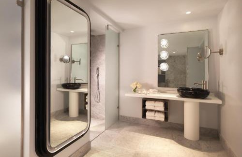 South Bank Hotel | Sea Containers London