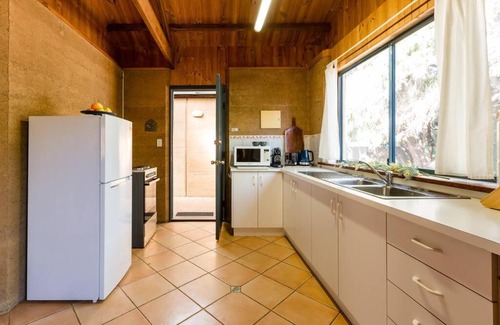Prevelly Ski Chalet | Sea Escape Studio - Beach Hideaway in Prevelly