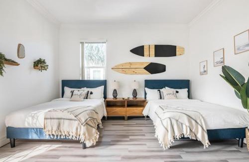 Leucadia House | Sea La Vie 4 bedrooms near beach, backyard lounge
