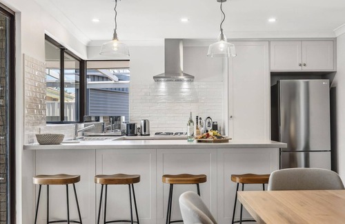 Broadwater House | Sea La Vie ~ Coastal Chic Busselton Broadwater Retreat