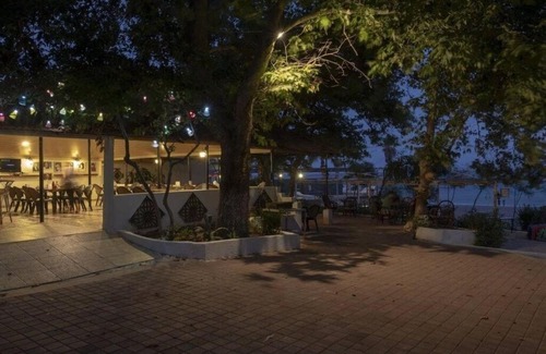 Kizilot Apartment | Sea side Holiday House+breakfast & dinner included