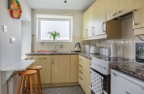 Watchet Cottage | SEA SPRAY, pet friendly, character holiday cottage in Watchet
