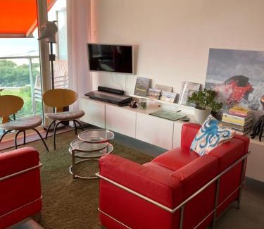 Bredene Apartment | SEA THE SEA - FEEL THE SEA - TOUCH THE SEA