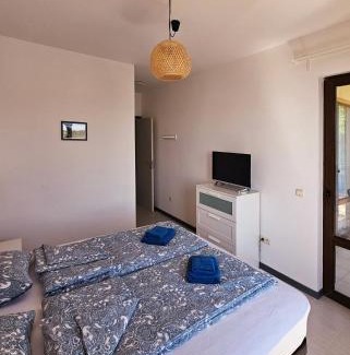 Chernomorets Apartment | Sea Vacation Homes