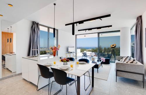 Larnaca Apartment | Sea View Central Deluxe Gaia 302