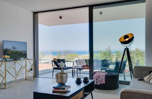 Larnaca Apartment | Sea View Central Deluxe Gaia 302