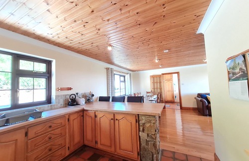 Clifden Cottage | Sea View Cottage, Errislannan