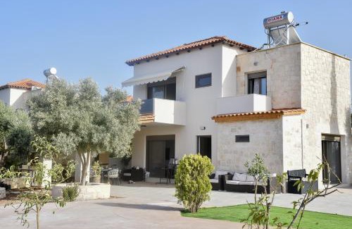 Skotino Villa | Sea View Private Pool Villa Katrin