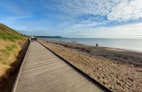 Youghal Villa | Sea Whispers - My Charming Costal Retreat in Youghal