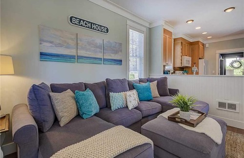 Seabrook House | Seabrook's Siren Song, a dog-friendly home!