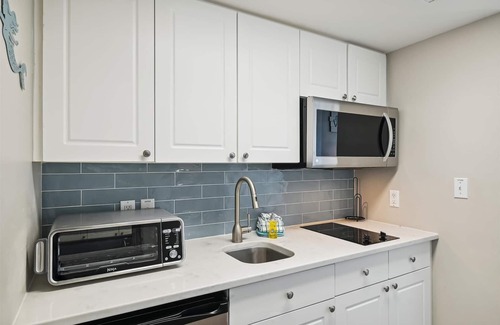 Fort Walton Beach Condo | SeaCrest 501A - Beachfront Studio Free Seasonal Beach Service