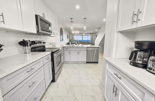 Seacrest House | "Seacrest 6" | Beachfront | Dog Friendly | Bike to Alys and Rosemary Beach