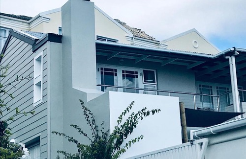 Simon's Town Apartment | Seaforth Suite