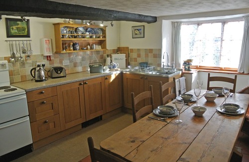 Minehead Cottage | Seagate Cottage, 17C Fisherman's Cottage, opposite beach with beautiful views