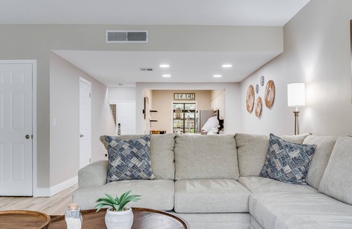 Gulf Pines House | SeaglassCove-Sandestin Resort:Golf Cart to Beach!