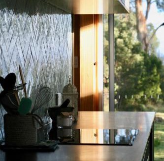 Alonnah House | Seagrass on Sunset Bay