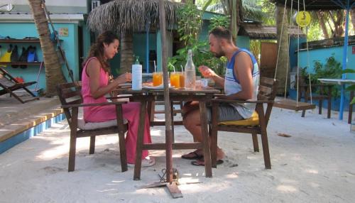 Ukulhas House | SeaLaVie Inn