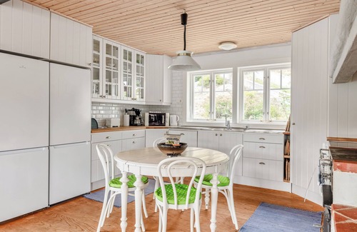 Osteraker Municipality House | Seaside Beachfront Retreat