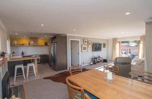 Timaru House | Seaside Bungalow Timaru