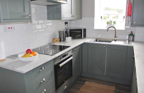 Llanddulas House | Seaside Cottage 2 Bedroom - Bron-Y-Wendon Holiday Park