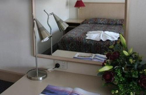 Wamberal Resort | Seaside Garden Retreat Accommodation