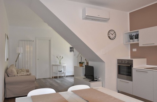 Follonica House | Seaside house with private garden