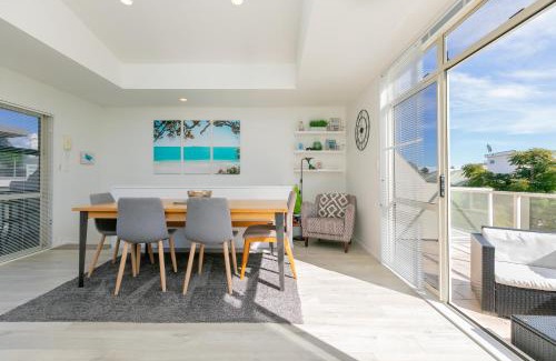 Mount Maunganui Apartment | Seaside Marine - Mt Maunganui Holiday Home