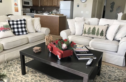 Queens Apartment | "Seaside Nest" - Rockaway Beach, NY - On Beach Block