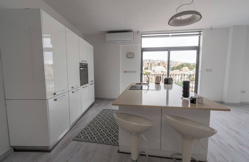 St. Julian's Apartment | Seaside Penthouse Paradise-views of Balluta Bay