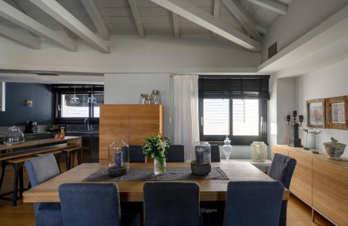 Pylos House | Seaside Resort Home