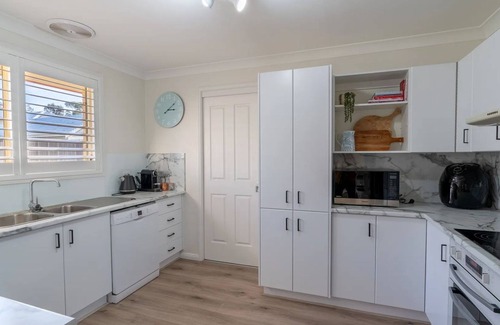 Shellharbour House | Seaside Retreat - Escape on Addison