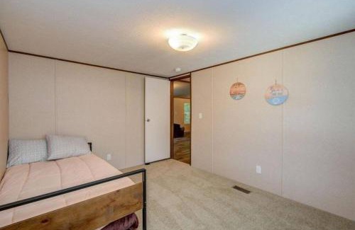 San Leon House | Seaside Serenity - Holiday Home Sleeps 10
