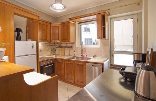 Peiraiki Apartment | Seaside Spacious 2 BR, 2BA, Sea view Apt