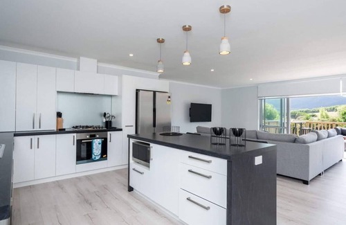 Mangawhai Heads House | Seaside Style – Mangawhai Holiday Home