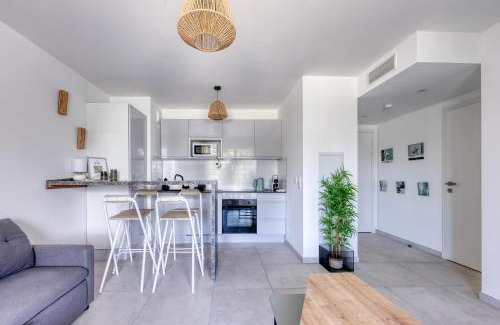 Saint-Laurent-du-Var Apartment | Seaside View 406