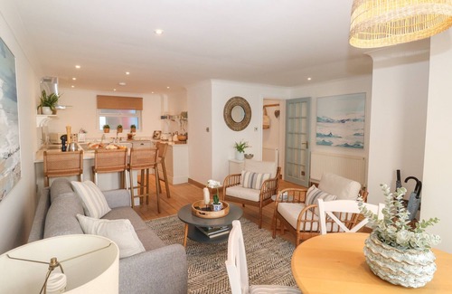 Teignmouth Cottage | SEASPRAY, family friendly, character holiday cottage in Teignmouth