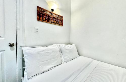 Rainier Valley House | Seattle Home with 2 bedrooms a King bed Queen bed and an Extra Sofa Bed Located 10 minutes from SeaTac Airport and 20 minutes from Downtown