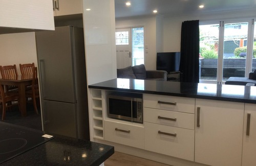 Picton House | Seaview Crescent Holiday Home 4 Bedroom