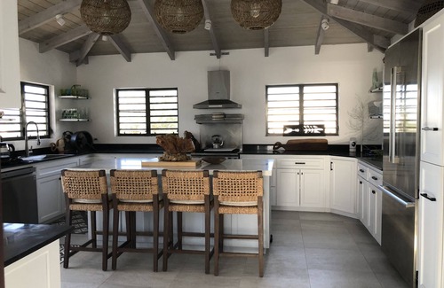 Willikies Villa | Seaviews Villa at Lime Tree Hill, Long Bay, Antigua