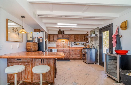 Morongo Valley House | Secluded 10 Acre Desert Ranch with Hot Tub, Cowboy Pool, EV Charger & BBQ