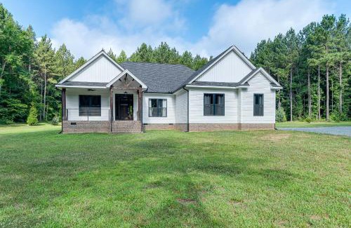 Bennett House | Secluded 18-Acre Retreat in Staley with Game Room