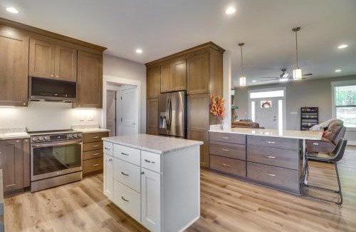 Barboursville House | Secluded Barboursville Home with Covered Porch!