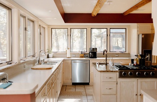 Cumberland House | Secluded Bay of Beaver Dam Lake - Northwoods WI Paradise