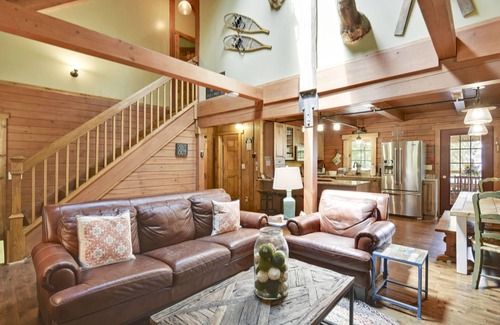 Harman Cabin | Secluded Cabin, Comfortable Lux, Valley View ~ Canaan Valley & Seneca
