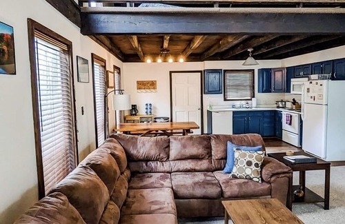 Benton Cabin | Secluded Cabin Near Ricketts Glen State Park