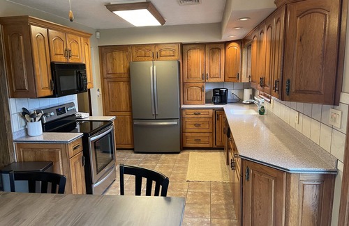 Sweet Valley Cabin | Secluded Cabin with Beautiful Views & Inground Pool