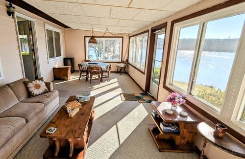 Rotterdam Junction House | Secluded Lake House near Saratoga Springs, NY